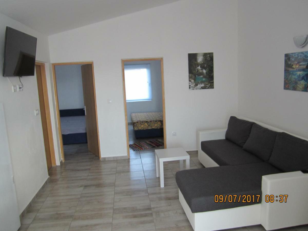 Apartment Nena فير المظهر الخارجي الصورة